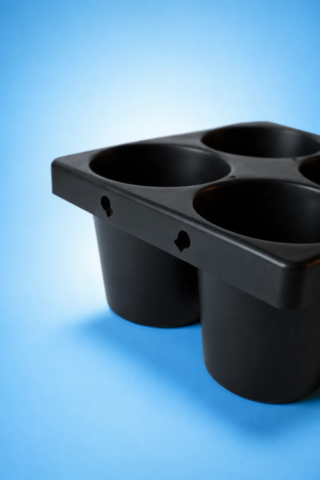 1: 4 Cups - Image 2